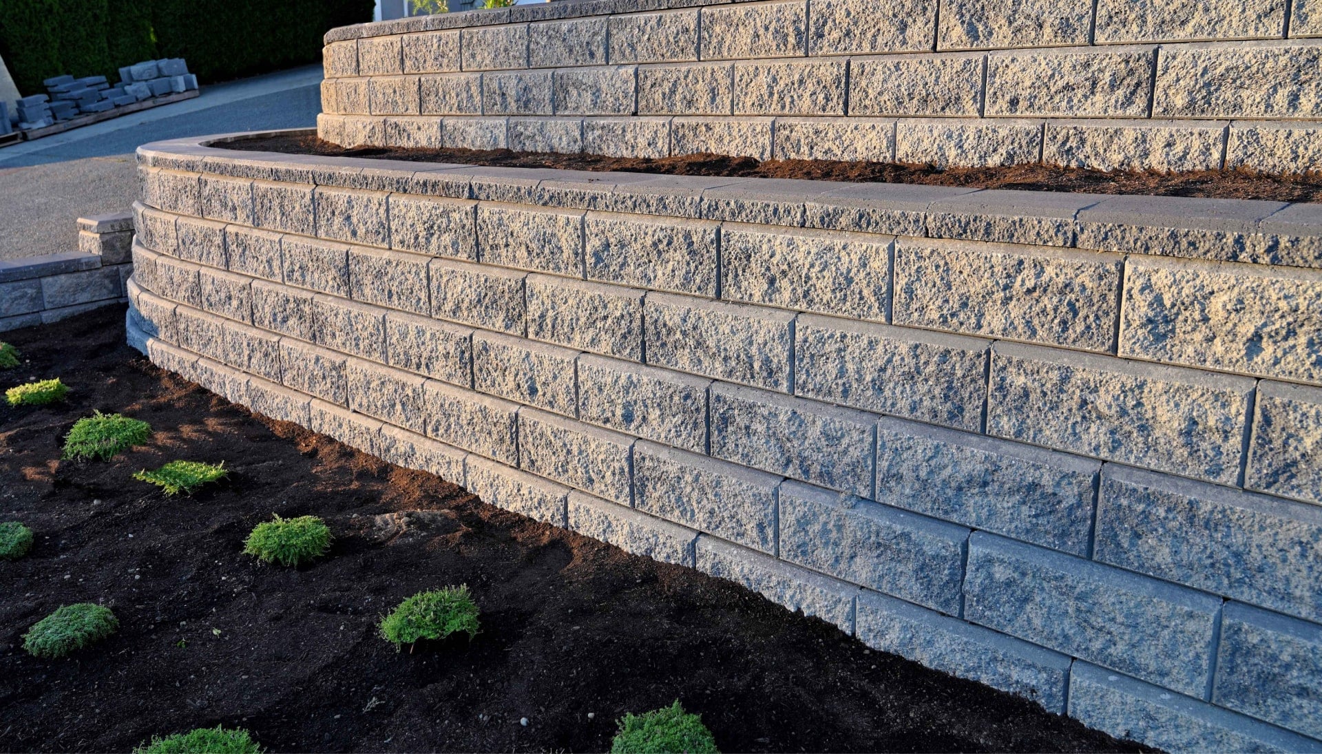 Augusta, Georgia Concrete Retaining Walls Strengthen Landscapes and Prevent Erosion